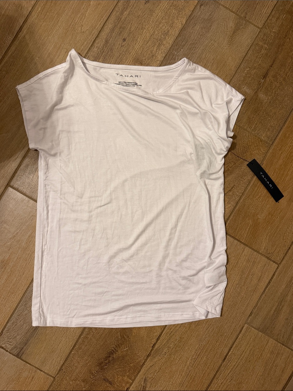 Tahari White Cap sleeve top